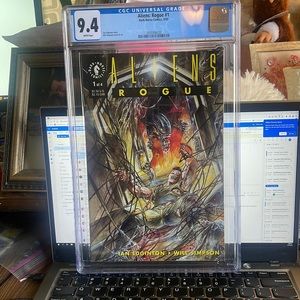 Dark horse comics Aliens Rogue comic CGC 9.4